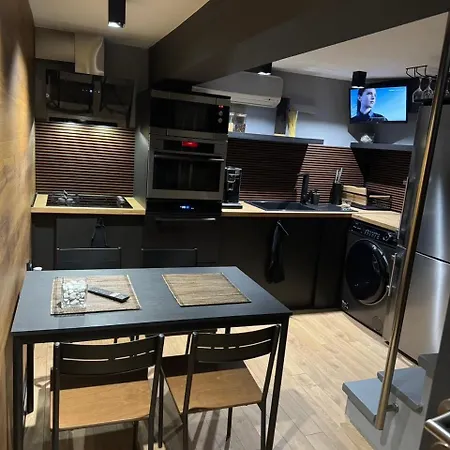 Apartament Casa Raffaelo Burgas